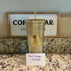 Starbucks - gold studded cup